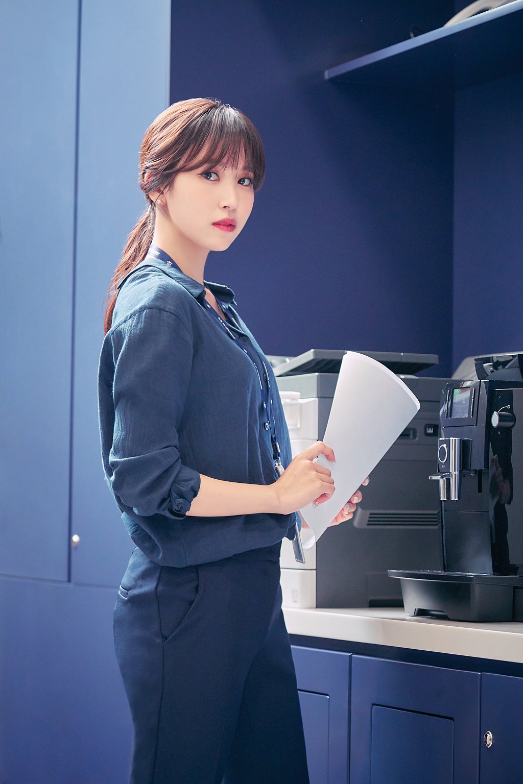 입가리고 웃는데 설레이게 되는 묘이 미나.gif | 인스티즈