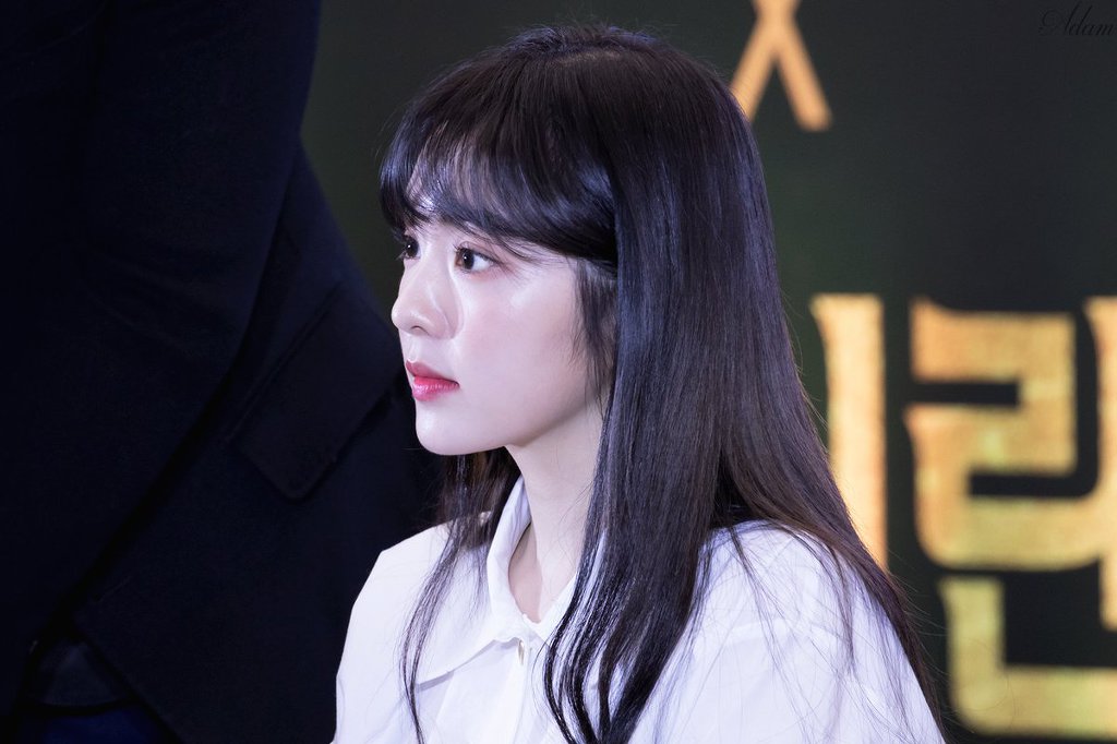 아이린의 옆태.jpg | 인스티즈